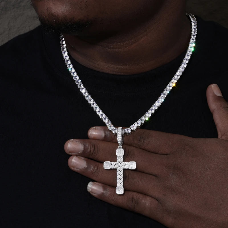Moissanite VVS1 925 Silver Seraphic Cross Pendant