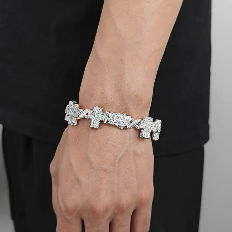 17MM CZ इन्फिनिटी क्रॉस ब्रेसलेट