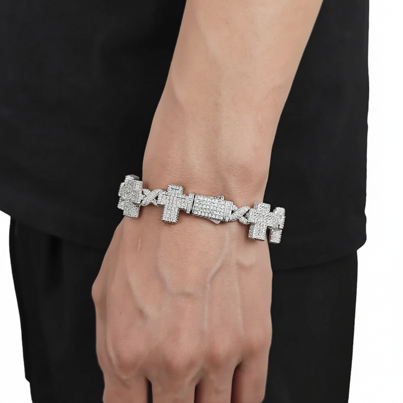 17MM CZ इन्फिनिटी क्रॉस ब्रेसलेट